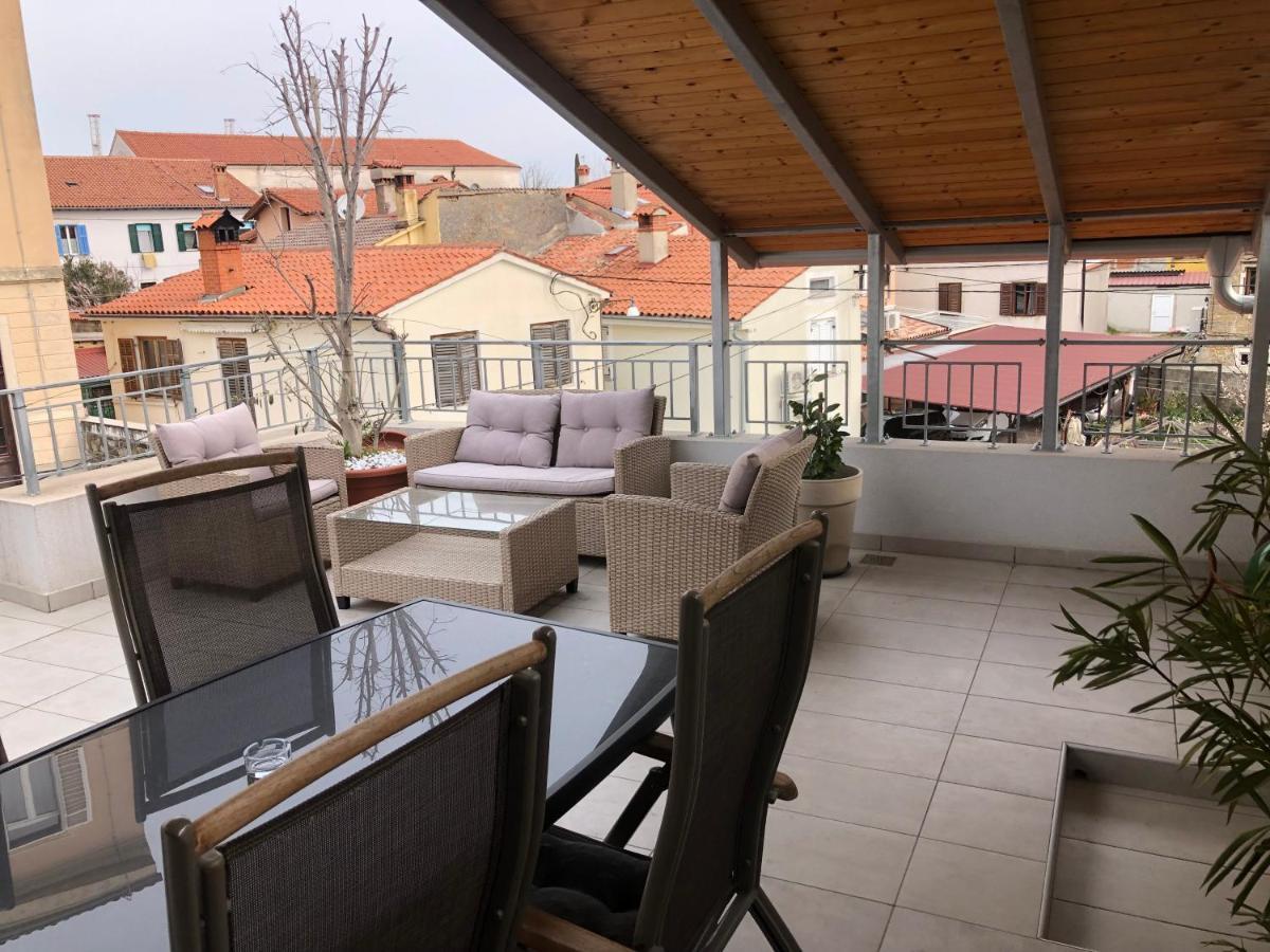 Apartment Ana Копер Екстериор снимка