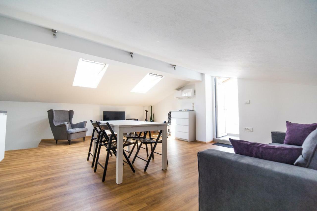 Apartment Ana Копер Екстериор снимка