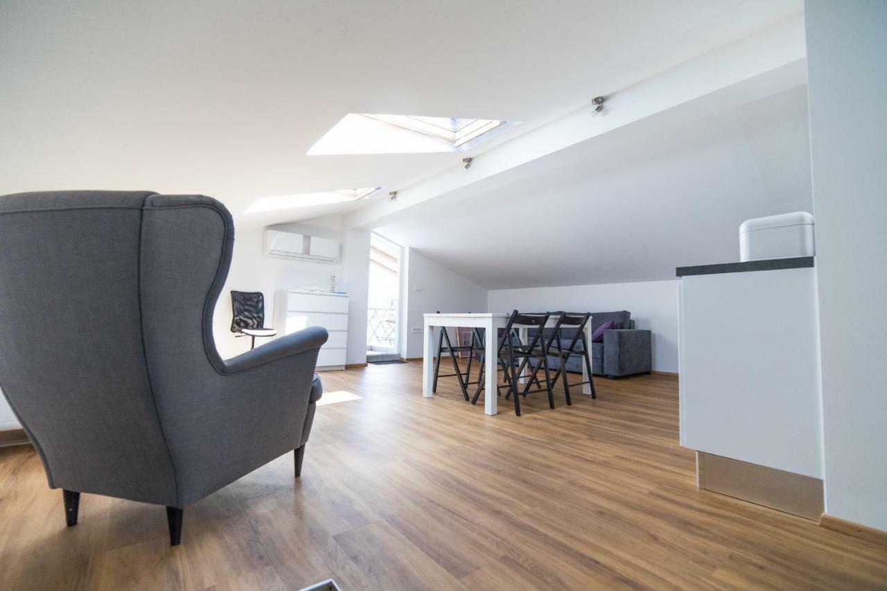 Apartment Ana Копер Екстериор снимка